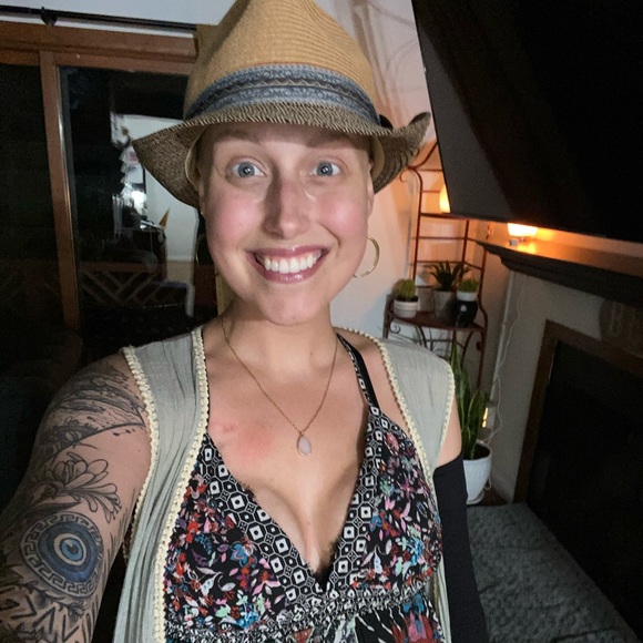 Meet your Posher, Jess - Picture 16 of 16